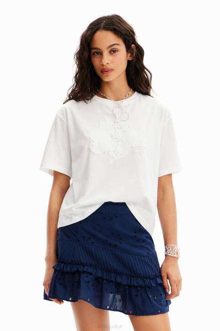Flower patch T-shirt Desigual Women 2ZPR142 Clothing