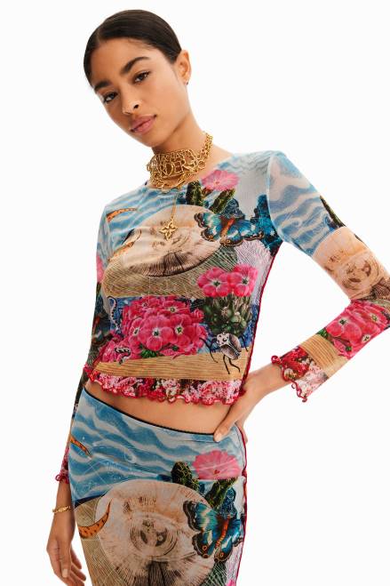 Short slim fantasy T-shirt Desigual Women 2ZPR847 Clothing